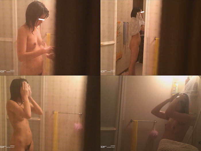 シャワーのお湯を跳ね返すお肌　乙女の風呂場 Vol.03