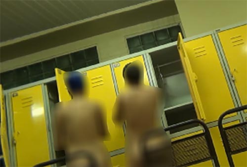 プールの着替え室７